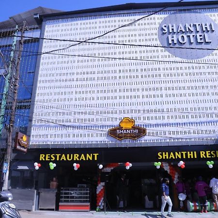 Shanthi Residency Pathanāmthitta Eksteriør billede