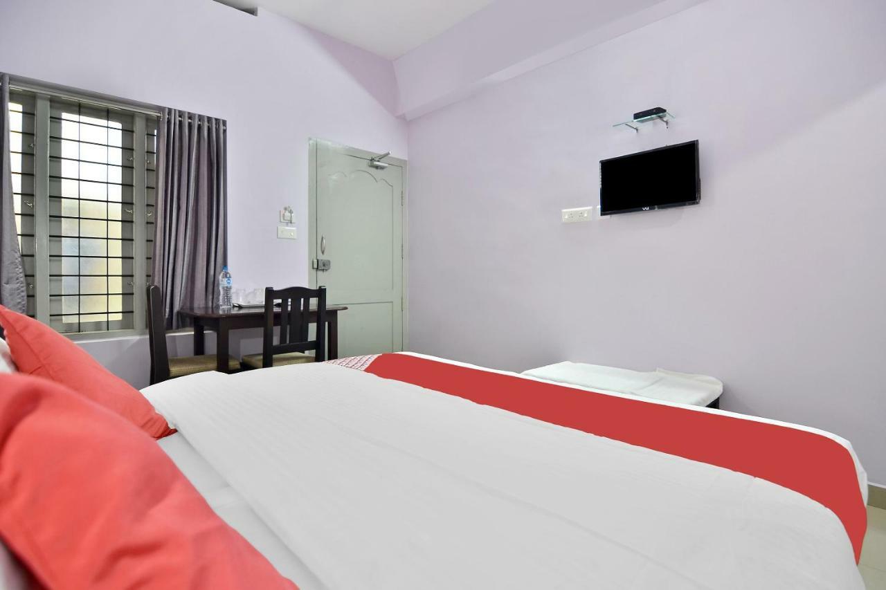 Shanthi Residency Pathanāmthitta Eksteriør billede